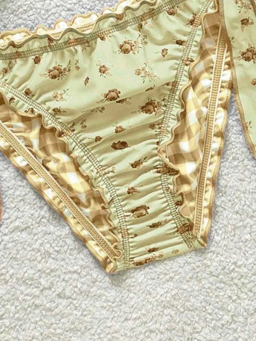 Brand New Ruffled Yellow & Brown Floral & Checkered Reversible Bikini Size M